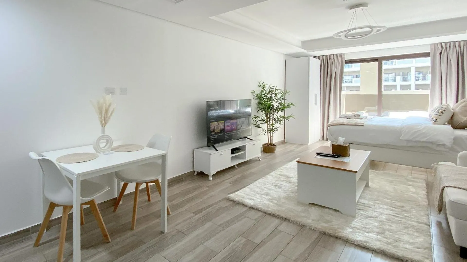 Trophy - Grand Bliss Suite location