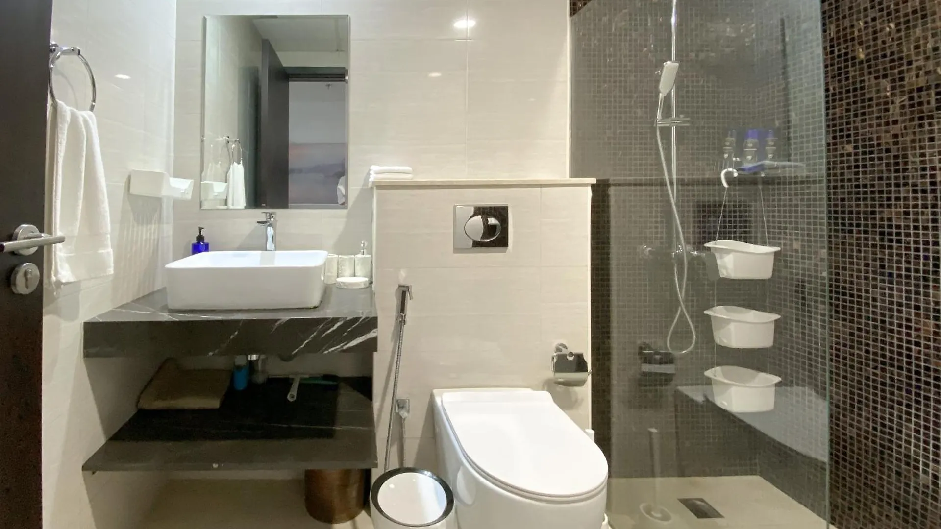 Trophy - Grand Bliss Suite Dubai 0*,  United Arab Emirates