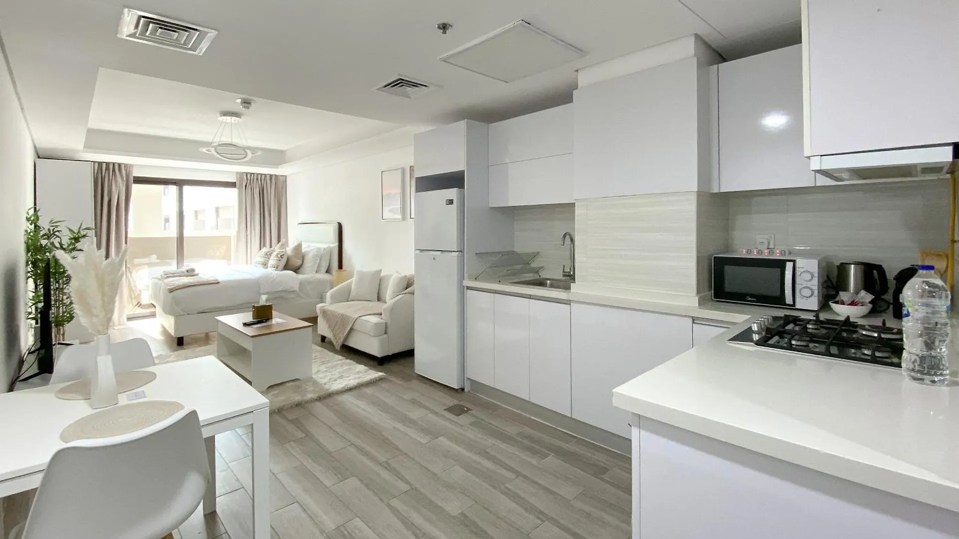 Trophy - Grand Bliss Suite Dubai Apartment
