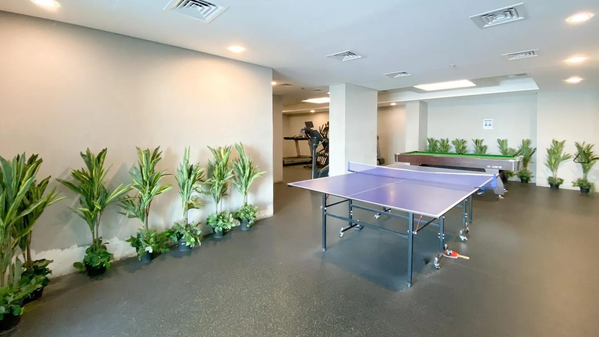 Trophy - Grand Bliss Suite Dubai 0*,